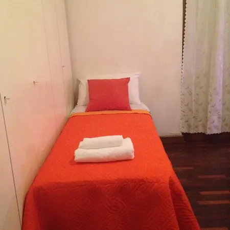 Sandra 1 Apartment *